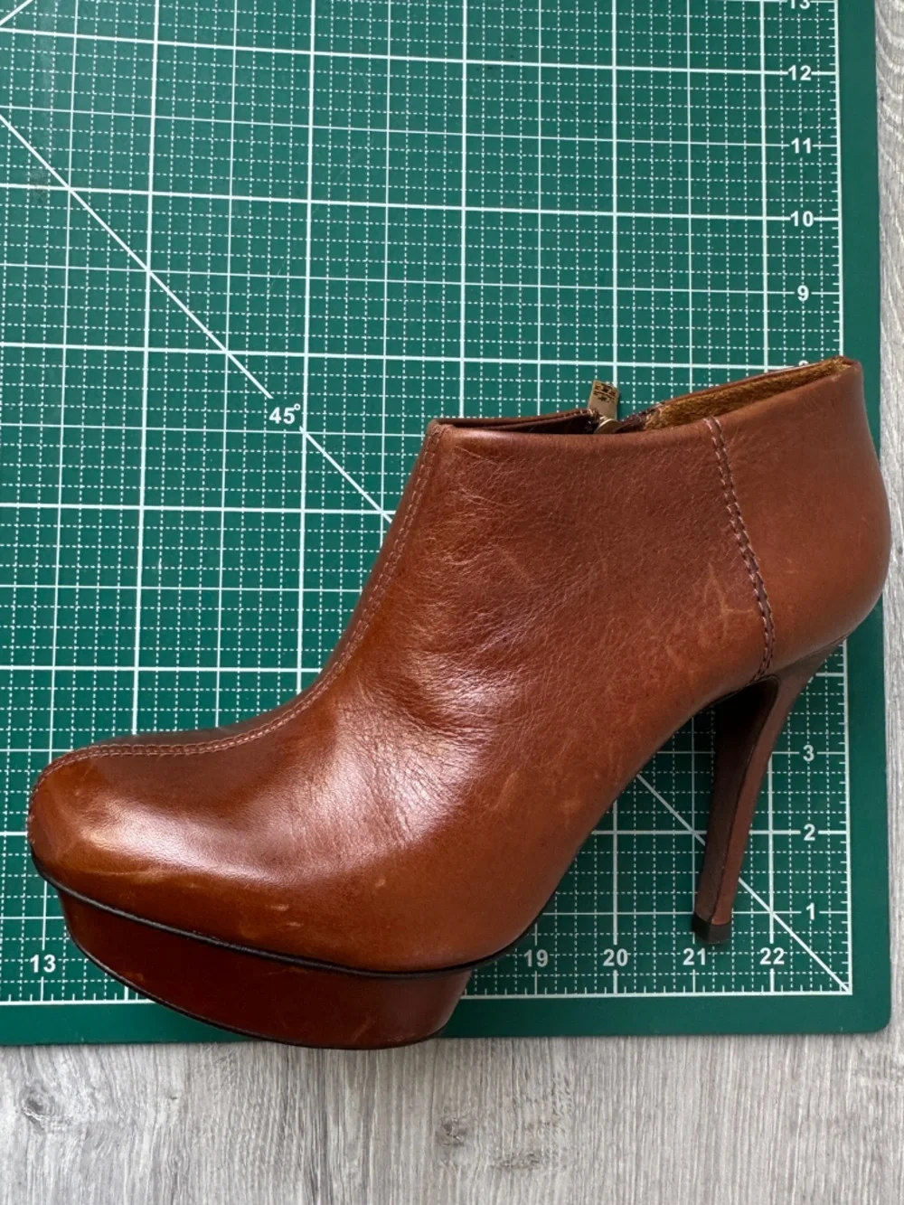 Tory Burch Brown Leather Platform Ankle Boots High Heel Size 8.5M